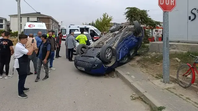 hafif ticari aracla carpisan cip takla atti 3 yarali PXvIZ9Ee