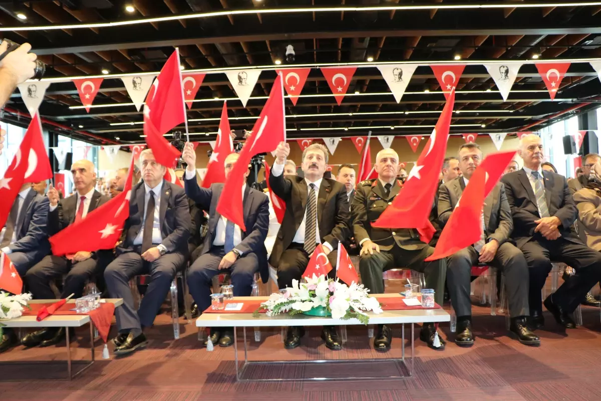 samsundaki torenlere tekerlekli sandalyesiyle katilan 87 yasindaki kore gazisine vefa vhYLeDXM