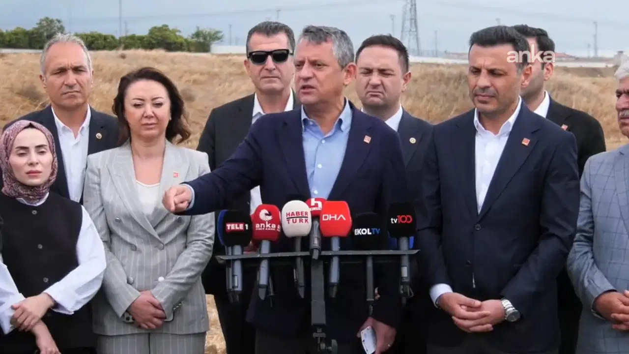 son dakika ozgur ozel erdoganin trumptan ne aldigini acikladi muttefikten musteri yaratmis trump beni o kadar ovse yerin dibine girerim Q87tKurK