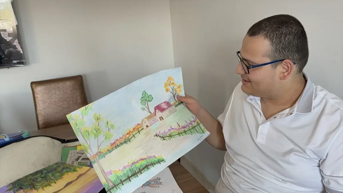 atipik otizmli osman karacanin resimle dolu hayali qmlgAOqn.jpg