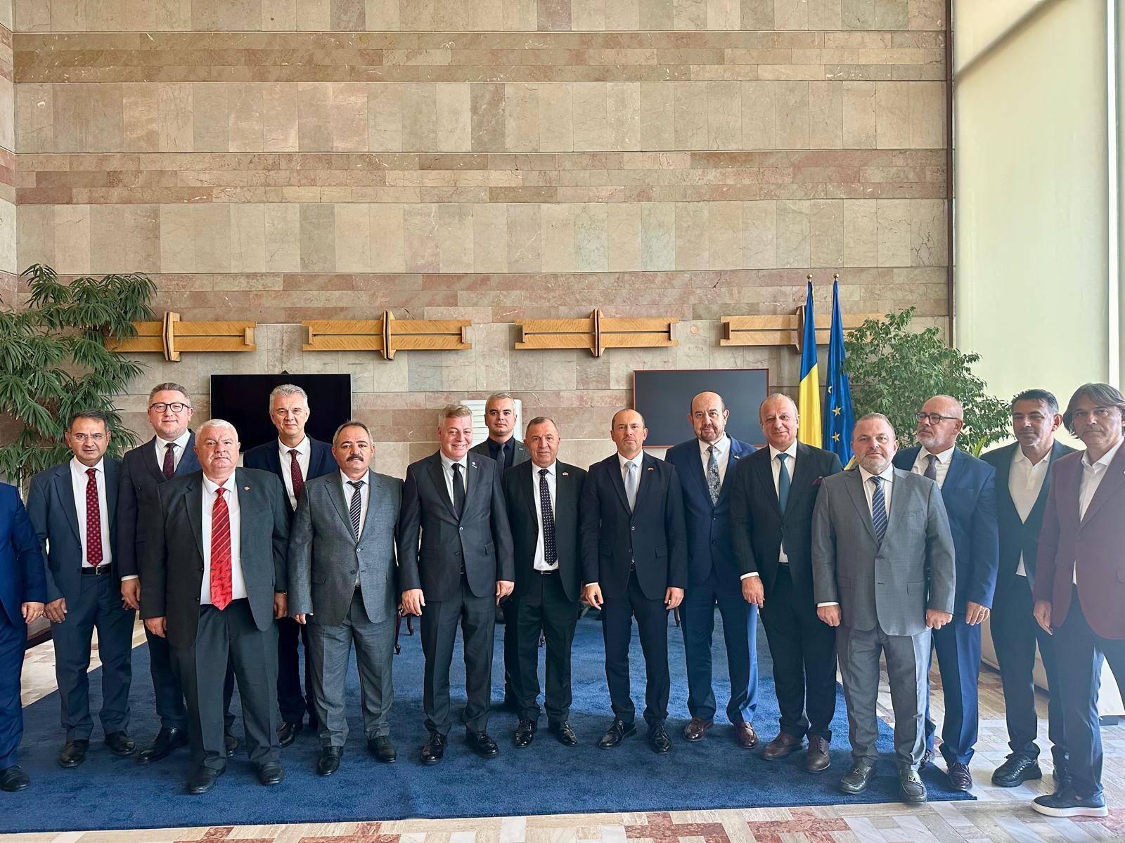 bukreste cumhuriyet gecesi turkiye romanya iliskilerinde dostluk ruzgari aMwiZNJt.jpeg