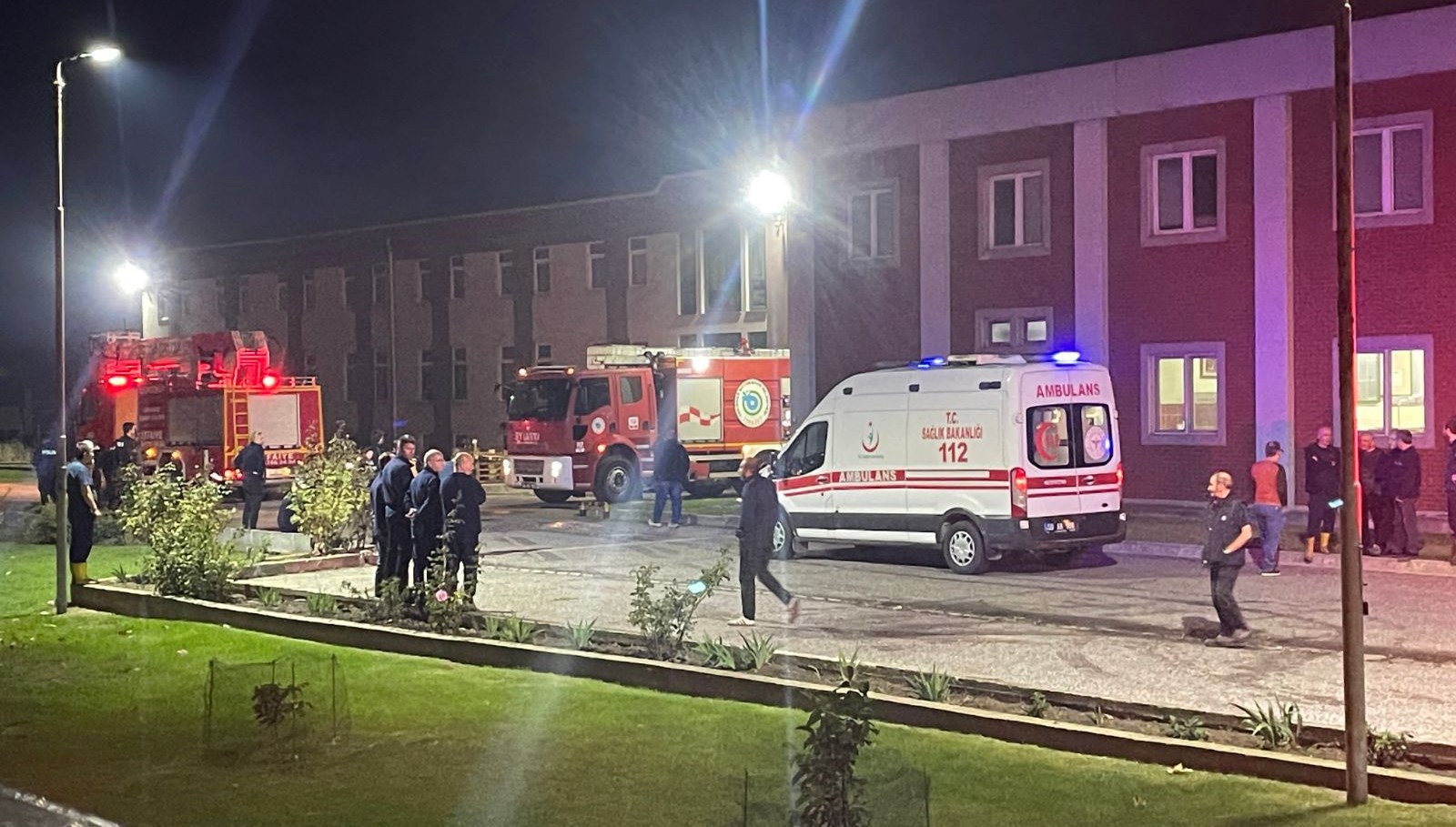 fabrikada baca yangini iki kisi hastaneye kaldirildi JPQLf1yW.jpg