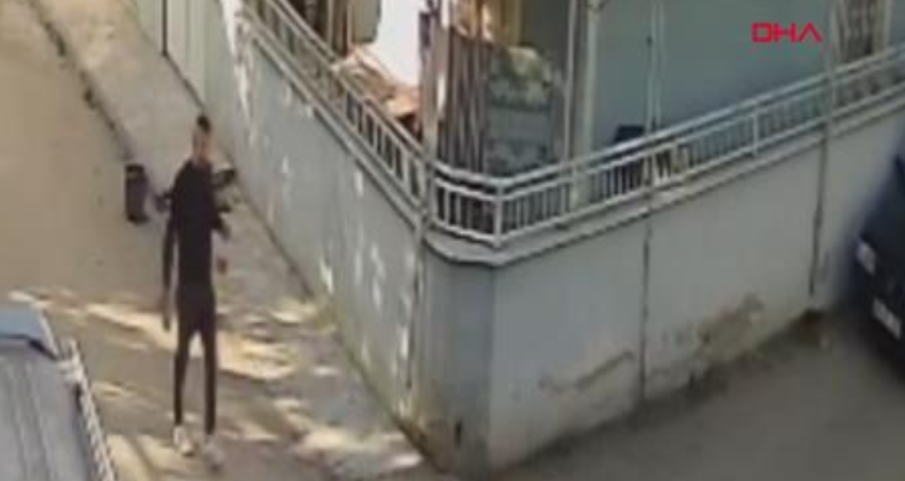 husumetlisinin otomobilini kundakladi o anlar kamerada rFfzXOMg