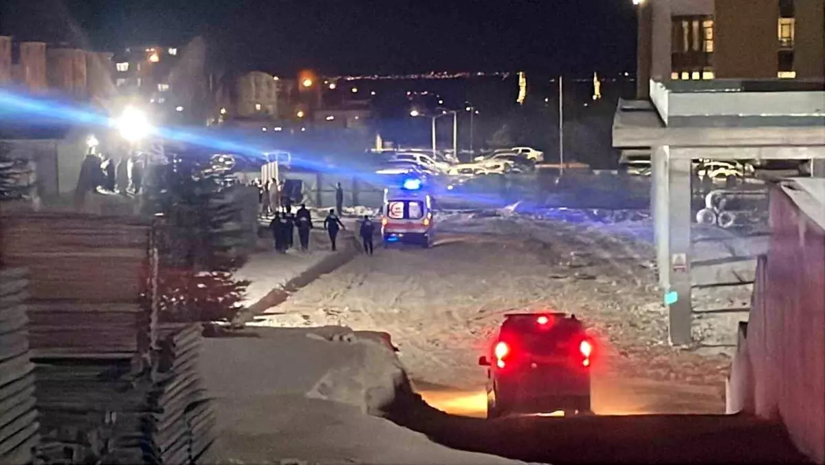 karamanda hastane insaatinda bicakli kavga 1 agiir yarali wlxT7IUU