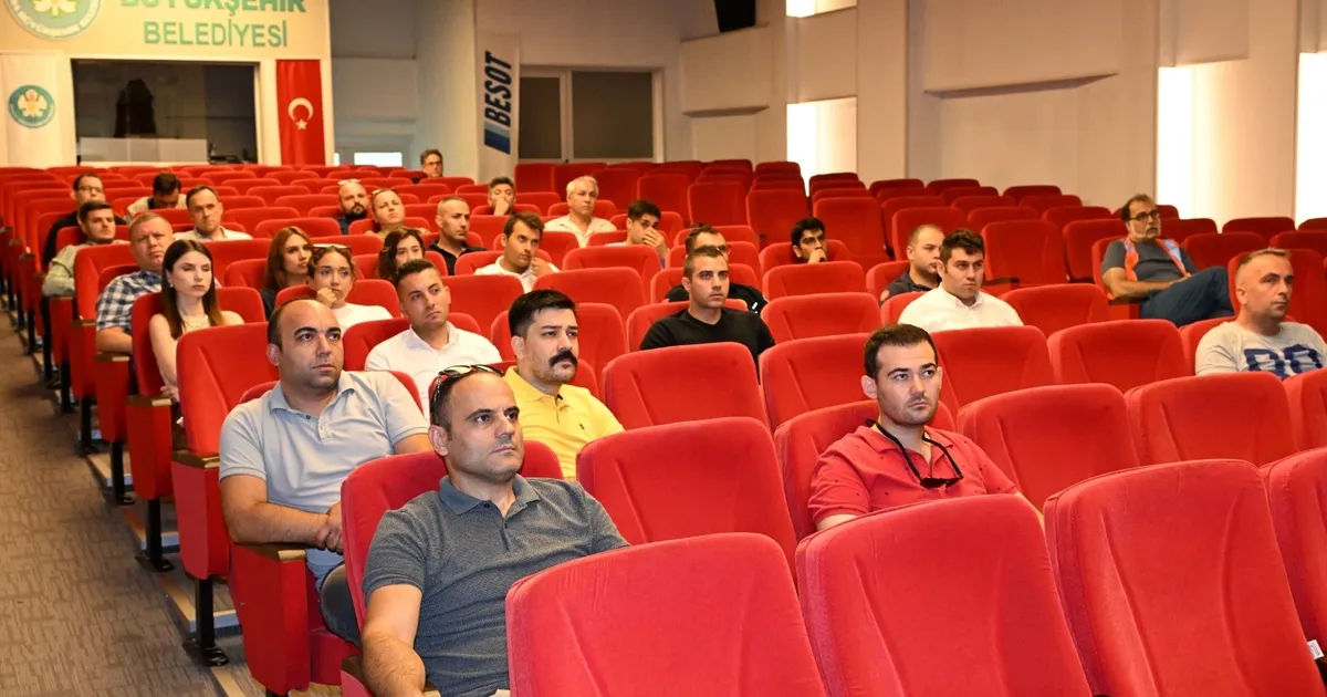 manisada belediye personeline afet bilinclendirme egitimi ejEKR1Hk