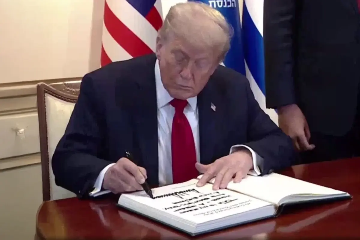 trump israil meclisinde deftere bu yeni bir baslangic notunu dustu vhW8AMOy.jpg