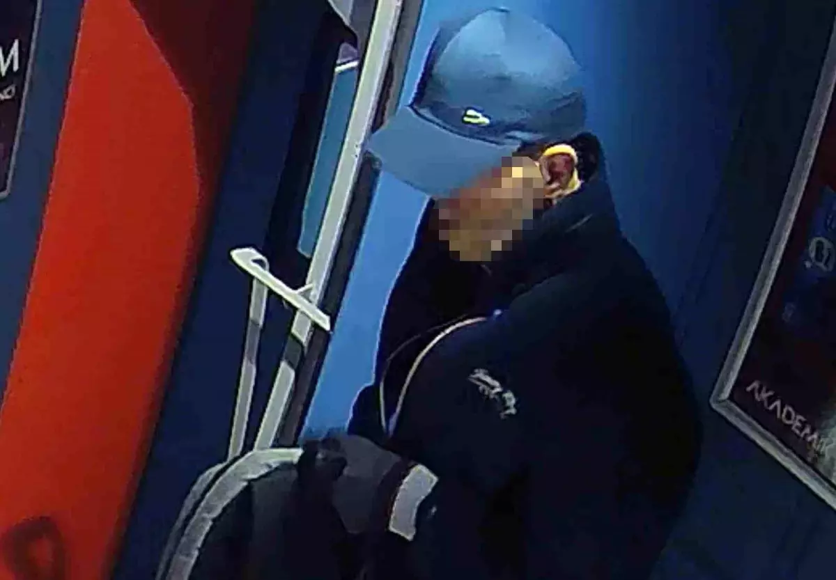 istanbulda yabanci dil kursuna hirsizlik 300 bin liralik elektronik esya calindi 9ksVBhMm.jpg