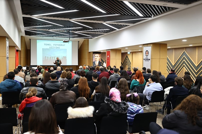 Büyükşehir'den Temel Fotoğrafçılık Eğitimi